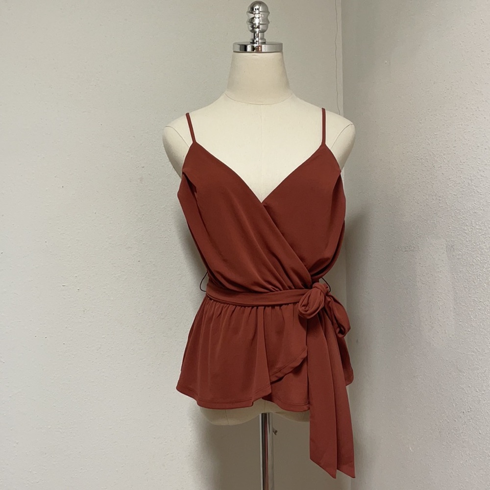EXPRESS NWT SIZE M FAUX WRAP V-NECK PEPLUM TANK